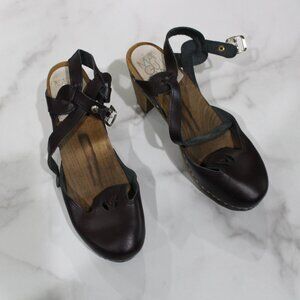 Maguba Oxblood Cutout Heeled Clogs sz 39